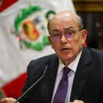 Perú: dos ministros renuncian al aplazarse compra de aviones