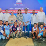 Vicepresidenta Raquel Peña y ministro Kelvin Cruz dan inicio a la reparación del Club Pueblo Nuevo en Santiago