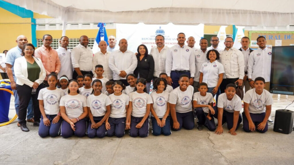 Inefi y Odefar lanzan “Escuelas en Movimiento” para promover la vida saludable