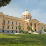 Presidente Luis Abinader declara emergencia nacional en cinco provincias y el Distrito Nacional