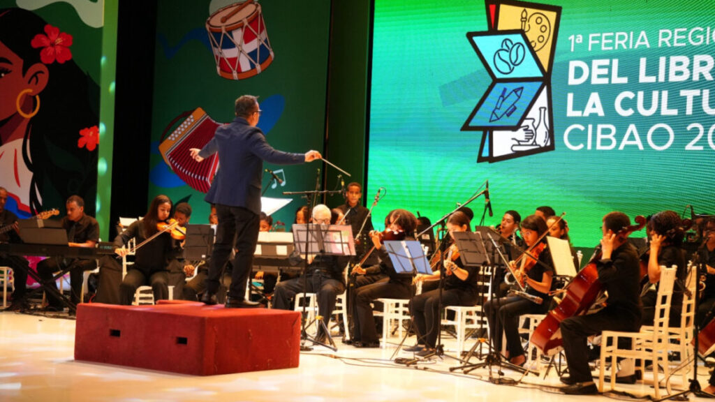 Monseñor Nouel y La Vega protagonizan jornada cultural en Feria del Libro y la Cultura Cibao 2026