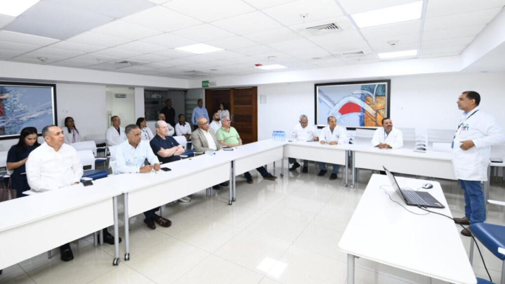 Laboratorio de Aduanas se posiciona como eje clave para el desarrollo de tierras raras en RD