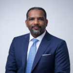 Elvin Remigio (El Chamo) presenta candidatura a la presidencia del @PRM_Oficial por SDN