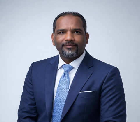 Elvin Remigio (El Chamo) presenta candidatura a la presidencia del @PRM_Oficial por SDN