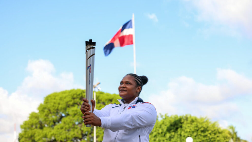 Presidente Abinader oficializa el inicio de la ruta de la antorcha hacia los XXV Juegos Centroamericanos y del Caribe Santo Domingo 2026