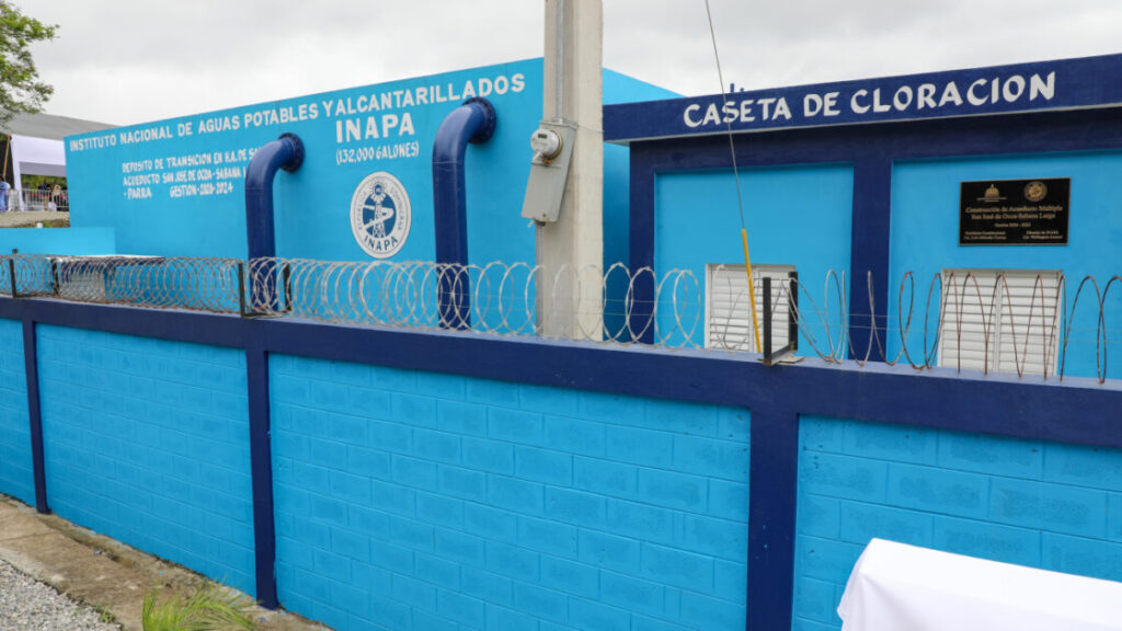Tras más de 40 años de espera, presidente Abinader y Wellington Arnaud inauguran acueducto múltiple San José de Ocoa-Sabana Larga