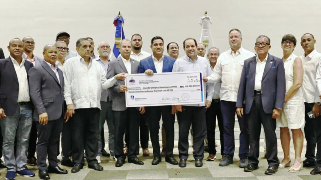 Ministerio de Deportes completa entrega de RD 893 millones al Comité Olímpico para preparación de atletas rumbo a Santo Domingo 2026