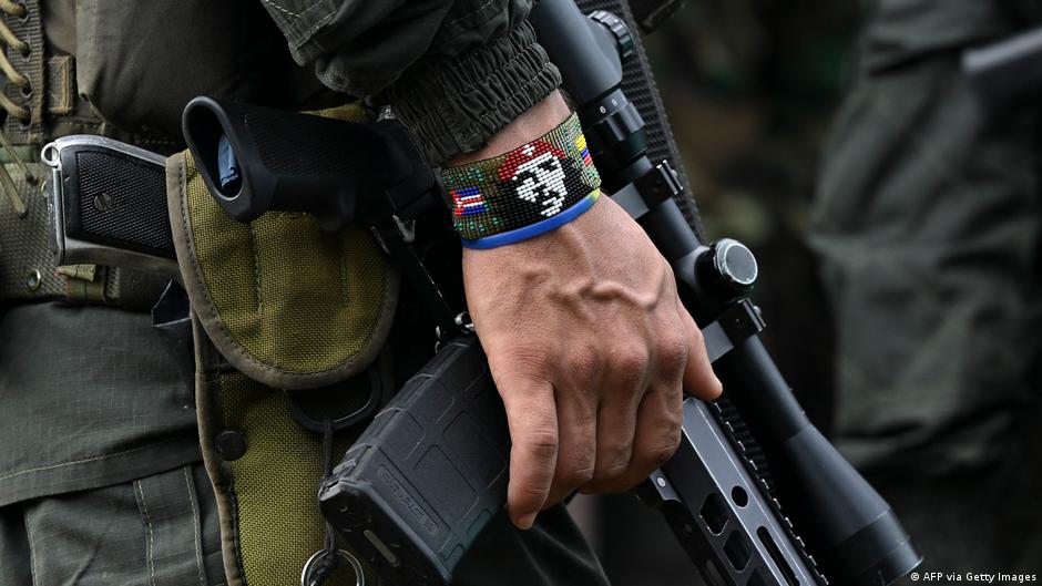 Guerrilleros matan a periodista en región minera de Colombia