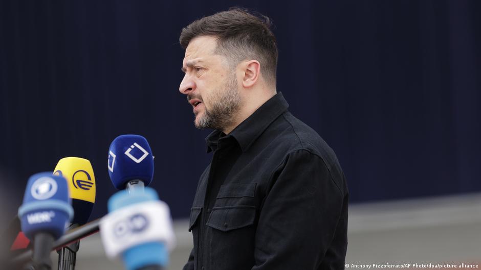 Moscú exige explicaciones a Armenia por dichos de Zelenski