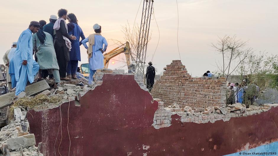 Pakistán: ataque contra puesto policial deja 14 muertos