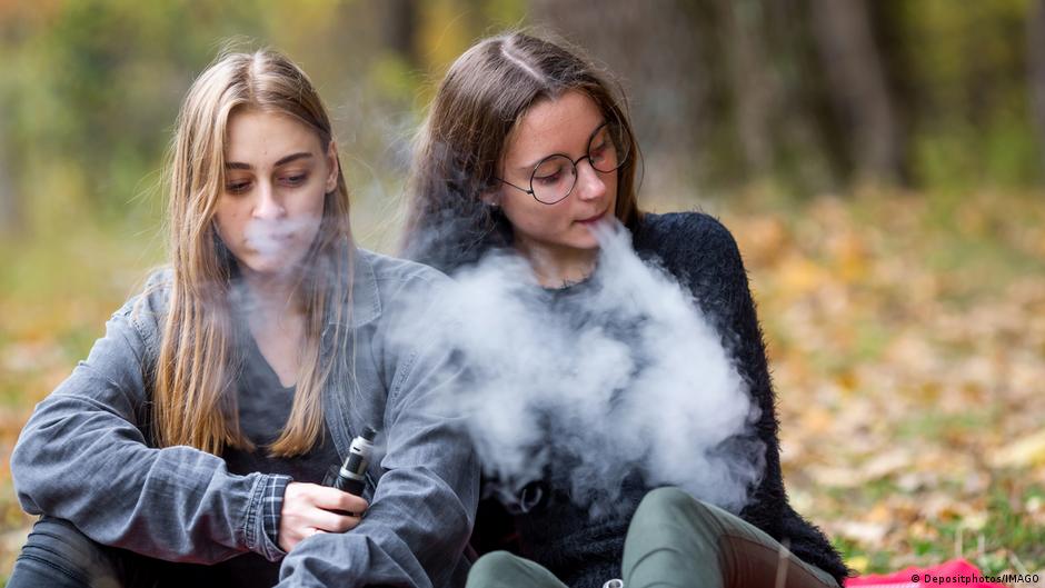 Por qué los vapeadores triunfan entre los jóvenes