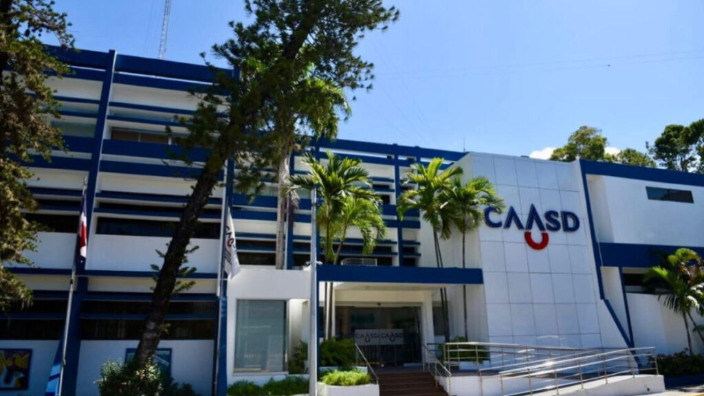 Caasd corrige nueve averías y fortalece redes de agua potable y alcantarillado en el Gran Santo Domingo