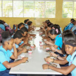 Programa de Alimentación Escolar del Inabie genera ahorro anual superior a RD 82,000 millones a familias dominicanas