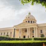 Presidente Abinader designa comisión de veeduría para licitación de la autopista del Ámbar