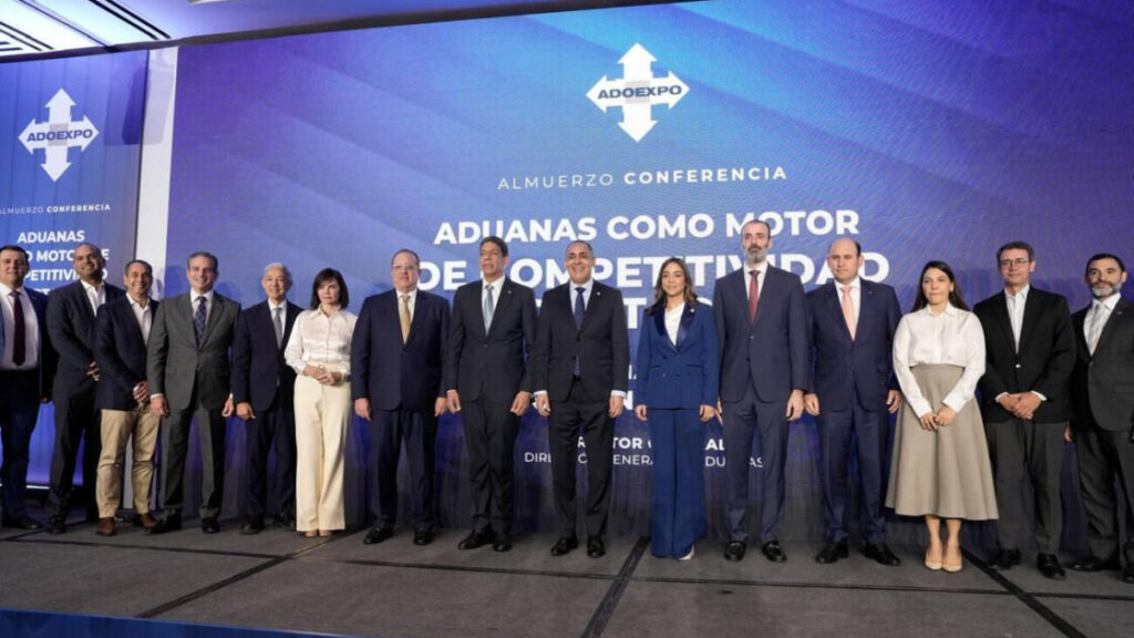 Aduanas fortalece competitividad de las exportaciones dominicanas