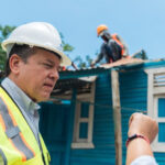 Mivhed inicia reparación de viviendas en La Isabela