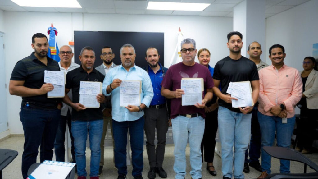 Gobierno entrega 90 certificados de bonificación para impulsar tecnificación y modernización del riego agrícola