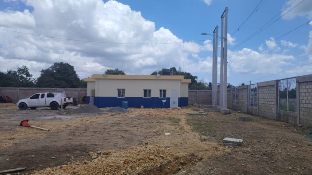 Edeeste construye nueva subestación La Caleta para fortalecer el servicio eléctrico y responder al crecimiento energético de la zona