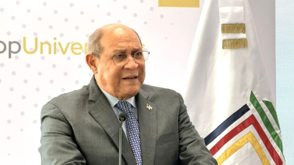 Ministro Santos Badía afirma que reforma educativa convertirá RD en destino académico internacional