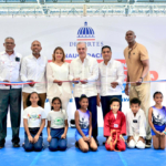 Presidente Luis Abinader y ministro Kelvin Cruz entregan pabellones deportivos en La Romana