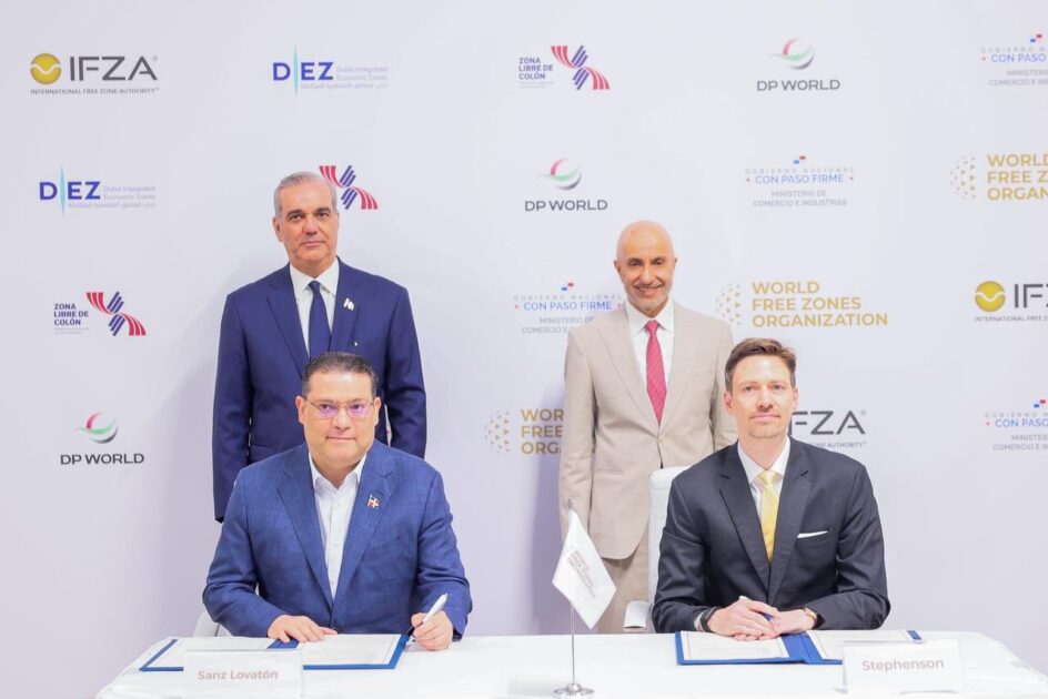 “La confianza en nuestra República Dominicana sigue rompiendo fronteras Consolidamos a RD como un hub global para la inversión extranjera, la logística y la tecnología” La frase @SanzLovaton @mic_rd