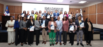Ministerio de la Mujer promueve legislación con igualdad en Congreso Nacional