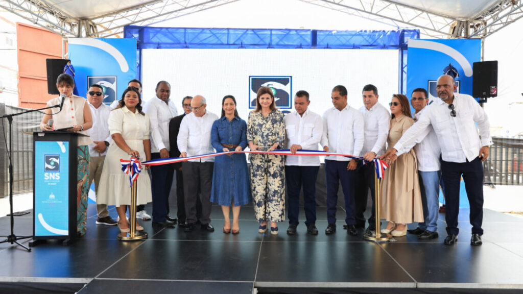 Vicepresidenta Raquel Peña y director del SNS entregan obras que fortalecen servicios de salud en Valverde