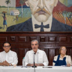 Presidente Abinader se reúne con líderes comunitarios y evalúa avances de obras clave en Santiago