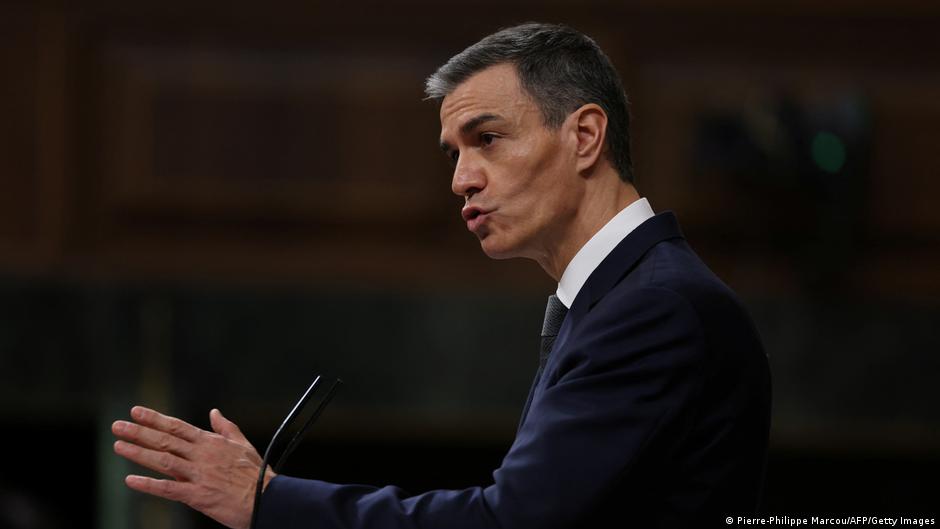 Sánchez niega «corrupción generalizada» en Gobierno español