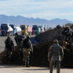 Gobierno de Bolivia desbloquea vital ruta de alimentos