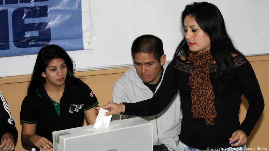 Keiko Fujimori lidera con ventaja los sondeos a boca de urna
