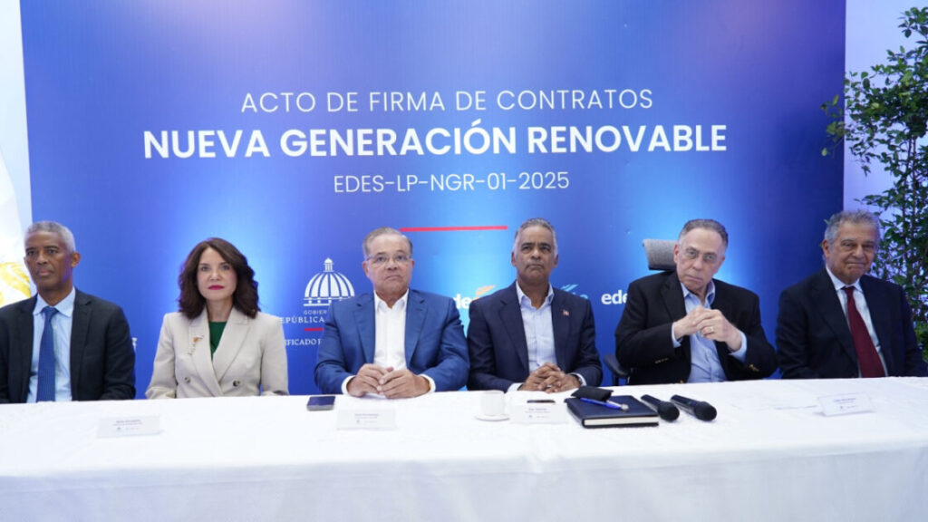 CUED marca un hito al adjudicar 325.69 MW de nueva capacidad de energía renovable con un respaldo del 50 % en baterías