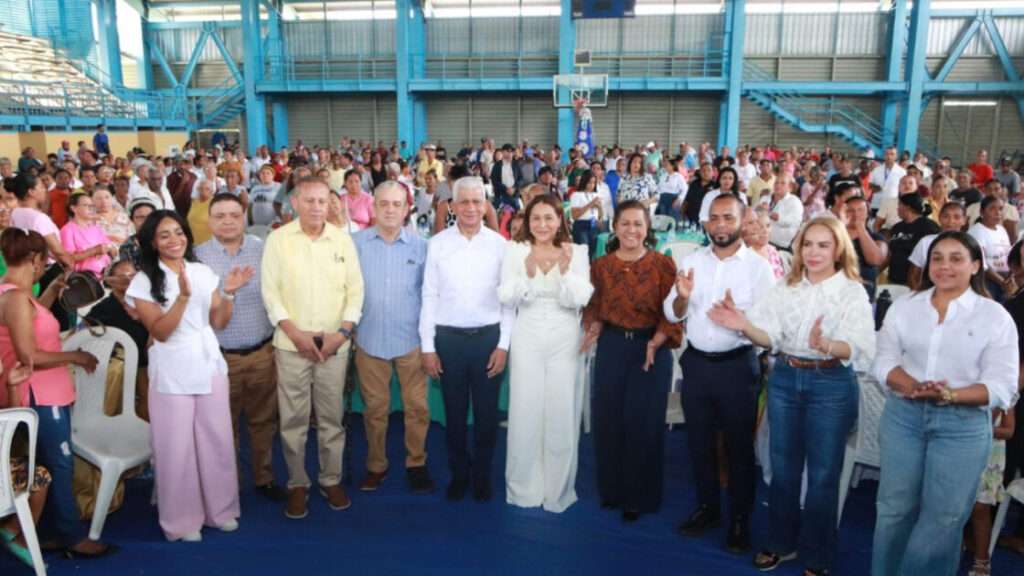 Más de 28,000 familias de Sánchez Ramírez reciben el respaldo de los programas Supérate