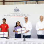 Presidente Abinader dispone elaboración de plan especial para atender la infraestructura escolar de la provincia Independencia