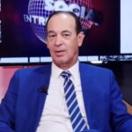 ENTREVISTA – DENUNCIA| Rector de Intec revela fue objeto de agresión de un motorista al cual su vehículo mojó sin intención. Pide AUTORIDADES ADOPTEN MEDIDAS