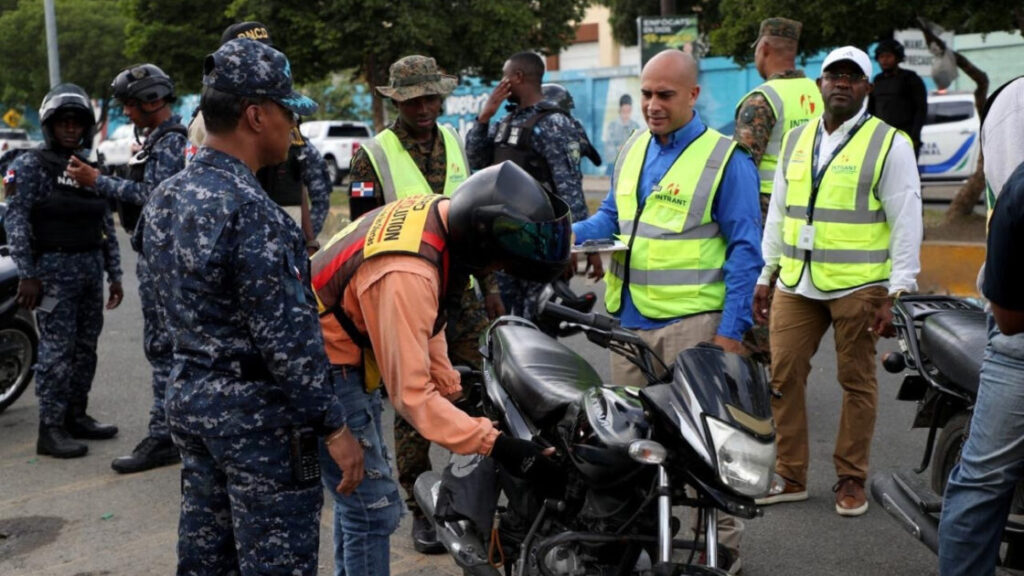 Intervienen 488 paradas de motoconcho en operativo nacional de regularización
