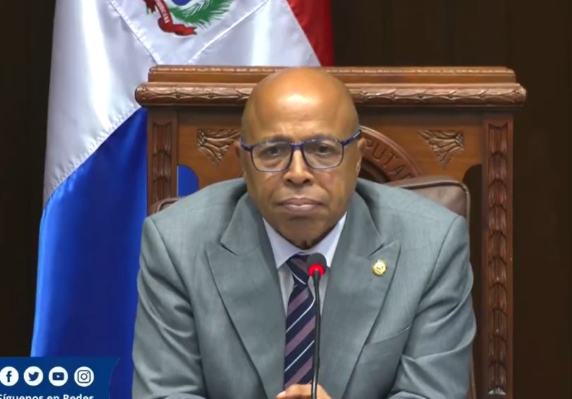 Bloque de diputados del @PRM_Oficial y las demás bancadas extendieron el plazo para continuar el estudio del Código Laboral en la Cámara Baja
