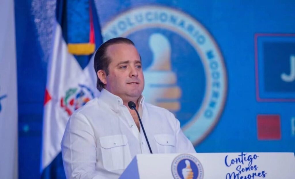 @JosePaliza declara que se inició una nueva etapa de juramentaciones en @PRM_Oficial