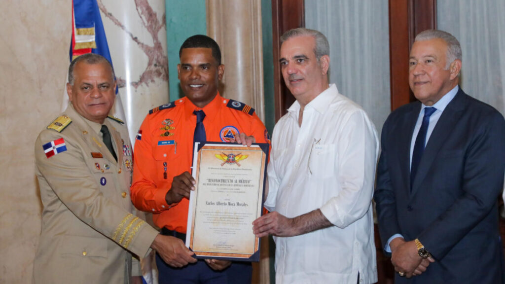 Gobierno venezolano confiere a RD Orden Héroe de Venezuela por invaluable contribución ante terremotos que afectaron esa nación el pasado 24 de junio