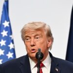 Trump repone cerco a Irán y anuncia cobro por cuidar buques