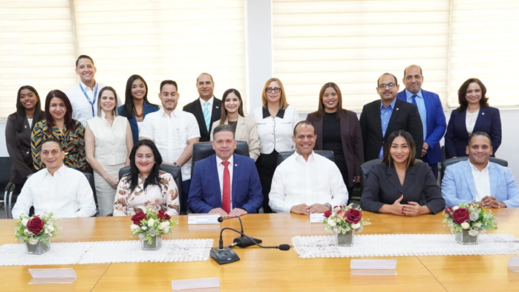 Proindustria y Aenor suscriben acuerdo para fortalecer la competitividad de la industria manufacturera