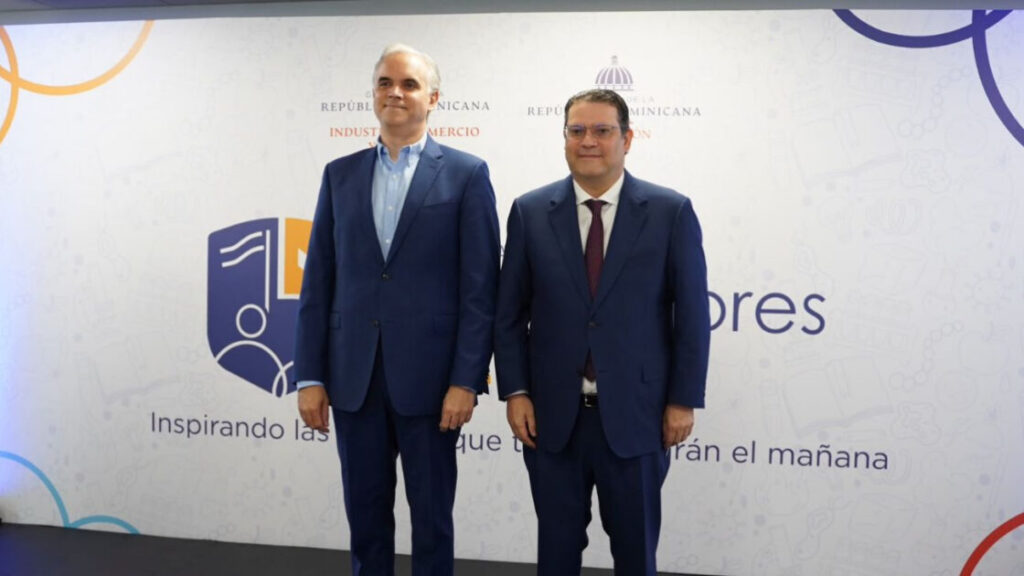 Gobierno lanza el programa “Embajadores STEM” para impulsar el talento que demandará la economía del futuro