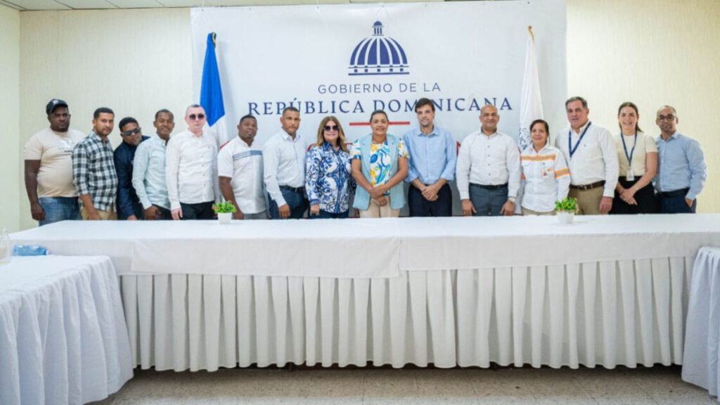 Edesur Dominicana invertirá RD 421.4 millones para modernizar redes eléctricas en Azua