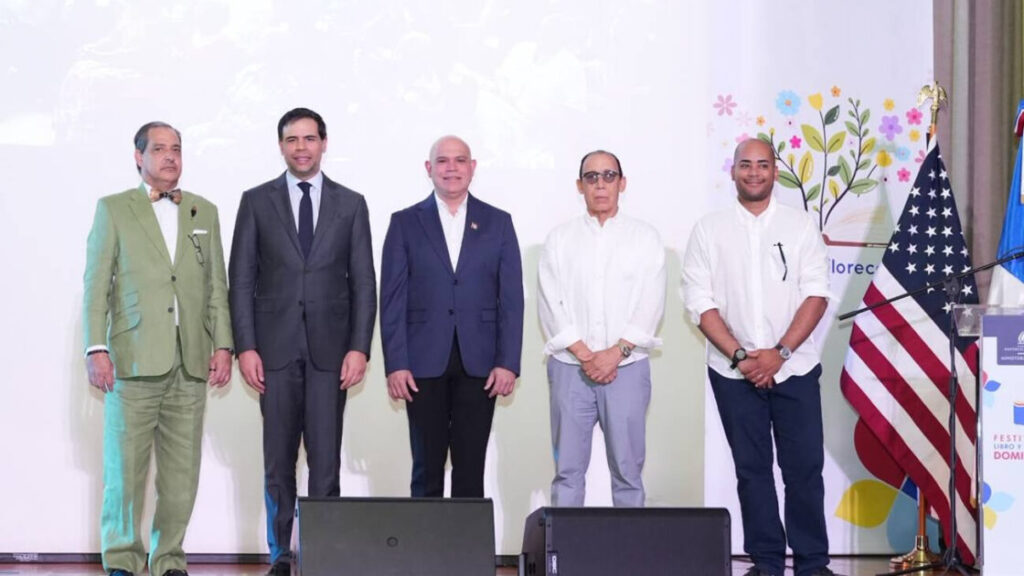 Miles asisten al Festival del Libro y la Cultura Dominicana 2026 en Nueva York