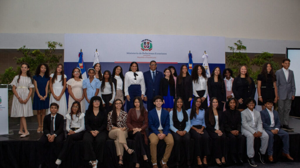 Index reconoce a 30 jóvenes de la diáspora y fortalece el orgullo dominicano en el exterior