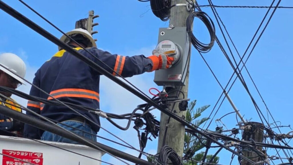 Edeeste inicia despliegue de 145,000 medidores inteligentes para modernizar servicio eléctrico