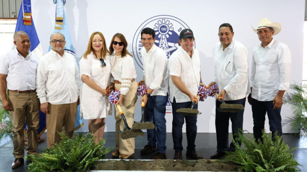 Inapa deja iniciados los trabajos de ampliación del alcantarillado sanitario de Luperón, Puerto Plata