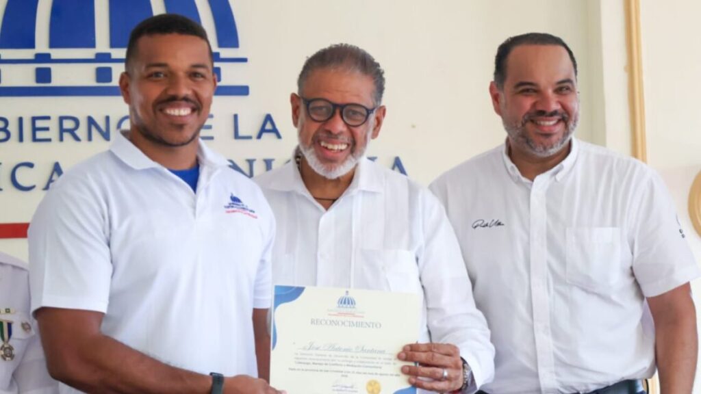 Desarrollo de la Comunidad promueve resolución de conflictos y mediación comunitaria en San Cristóbal