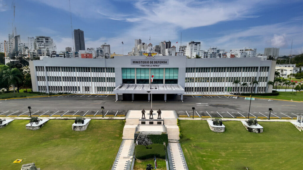 Gobierno dominicano habilita centro de acopio en apoyo a Colombia