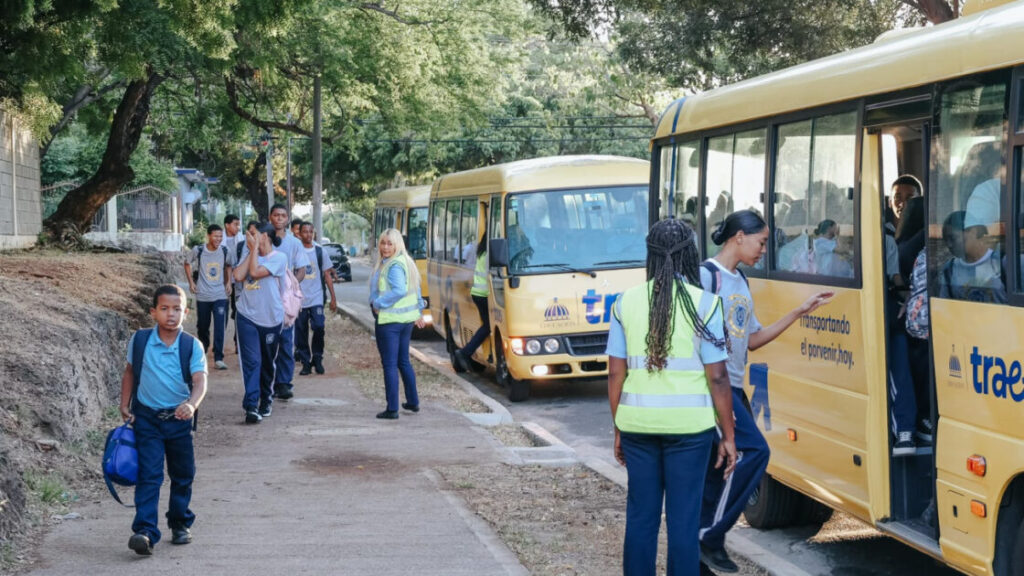 TRAE fortalece la distribución de autobuses en todo el país de cara al inicio del año 2026-2027